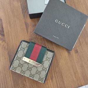 Gucci Mens Bifold Wallet